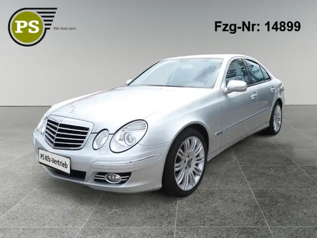 Mercedes-Benz E 230 Sportpaket Luftfederung Navi Leder 1. Hand