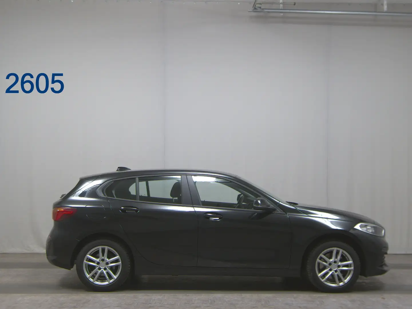 BMW 116 i AHK LC Pro vc SpurH SHZ PDC Schwarz - 1