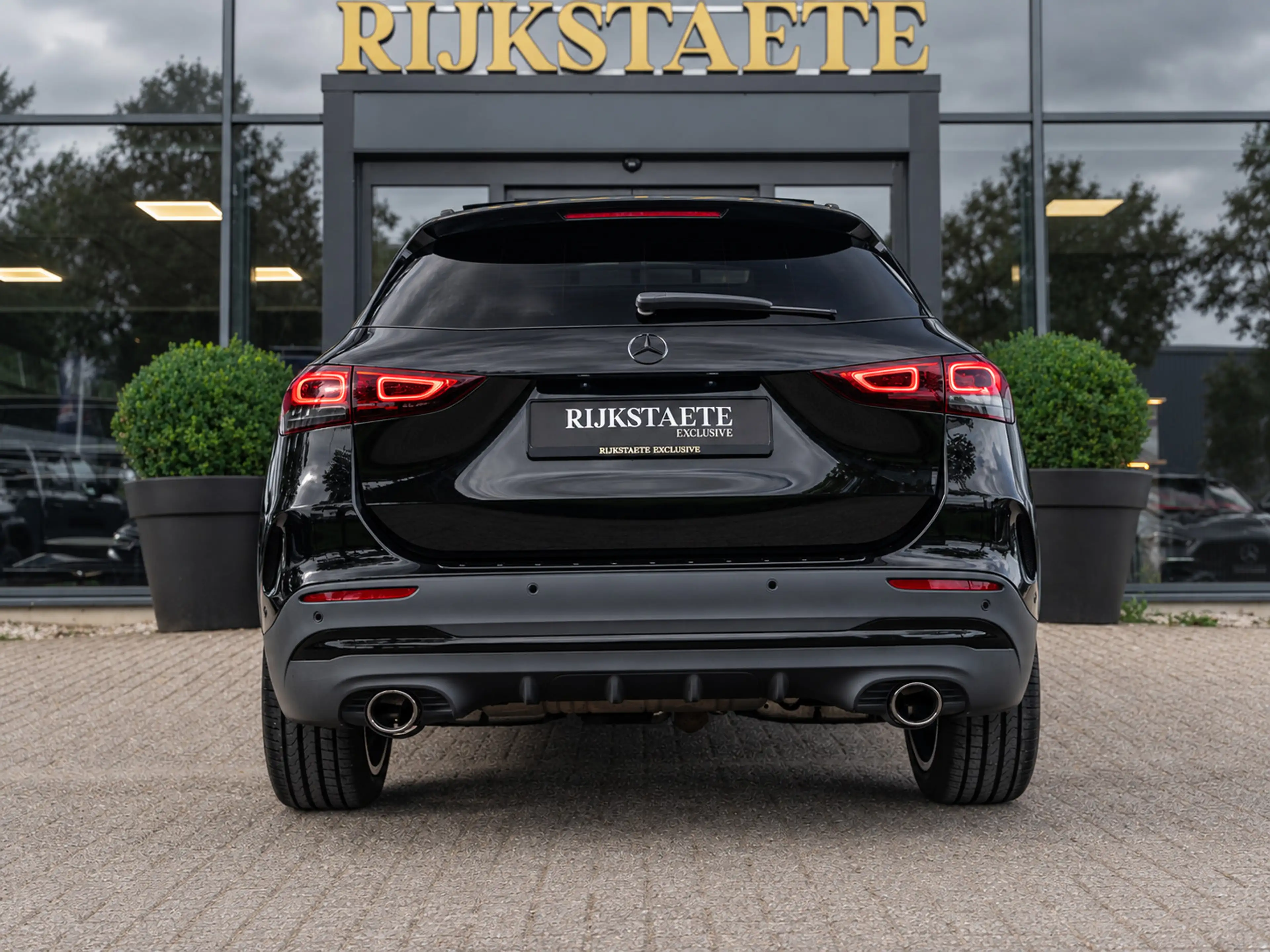 Mercedes-Benz GLA 250 4MATIC AMG Line|PANO|SFEER.|CAM|20'' — photo 8