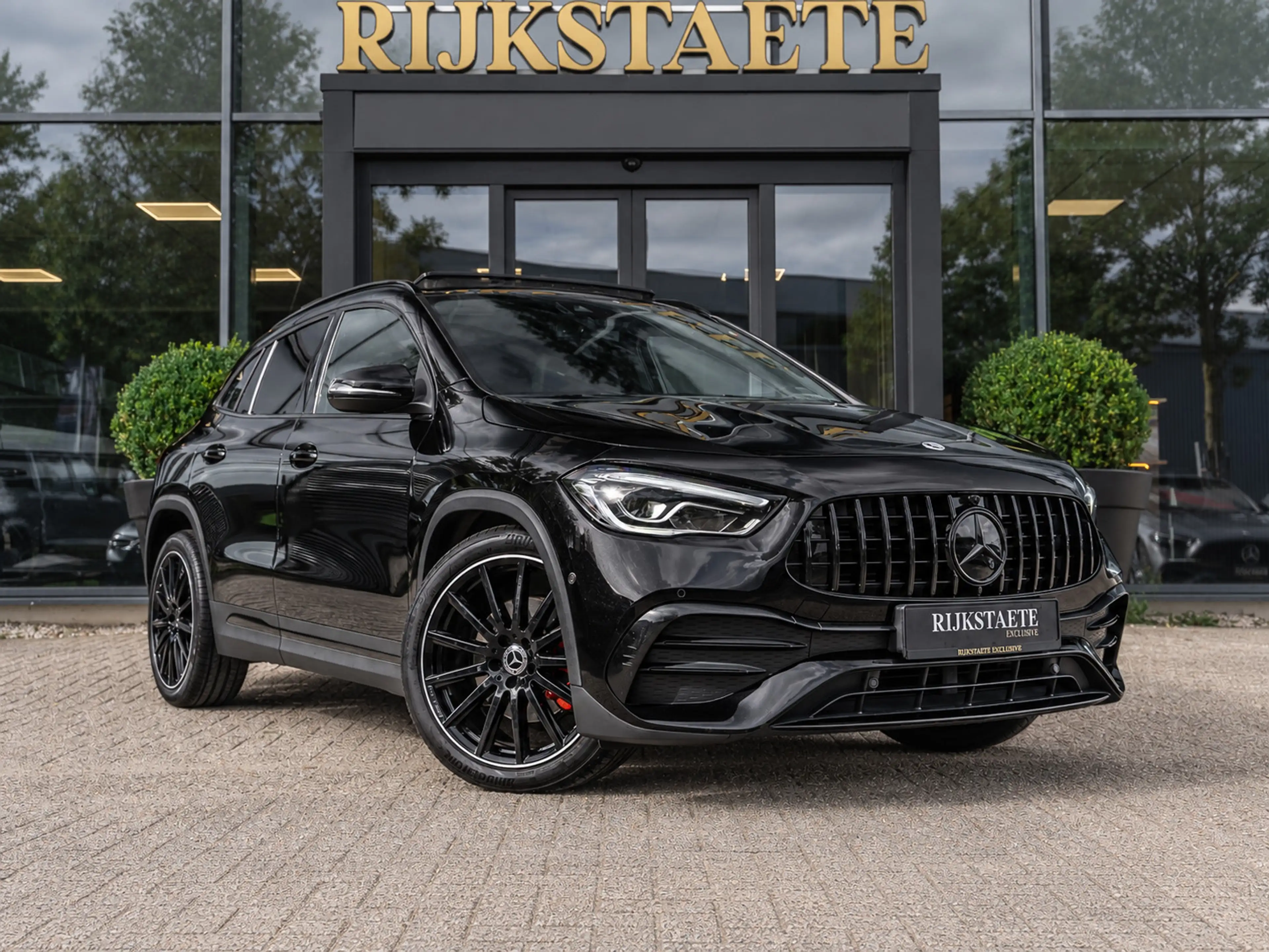 Mercedes-Benz GLA 250 4MATIC AMG Line|PANO|SFEER.|CAM|20'' — photo 5