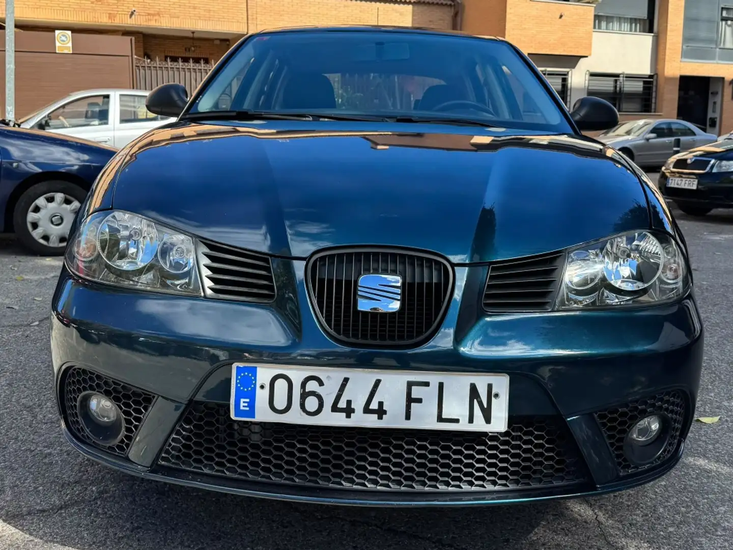 SEAT Ibiza 1.4 16v Hit 85 Azul - 2