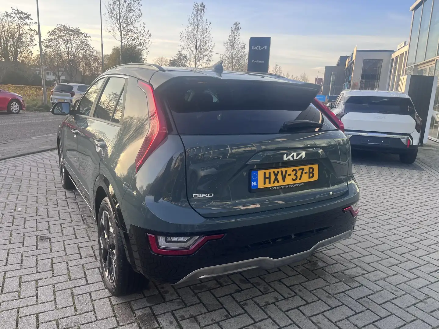 Kia e-Niro EV Plus 64.8 kWh DEMO VOORDEEL!! 17% BIJTELLING | Groen - 2