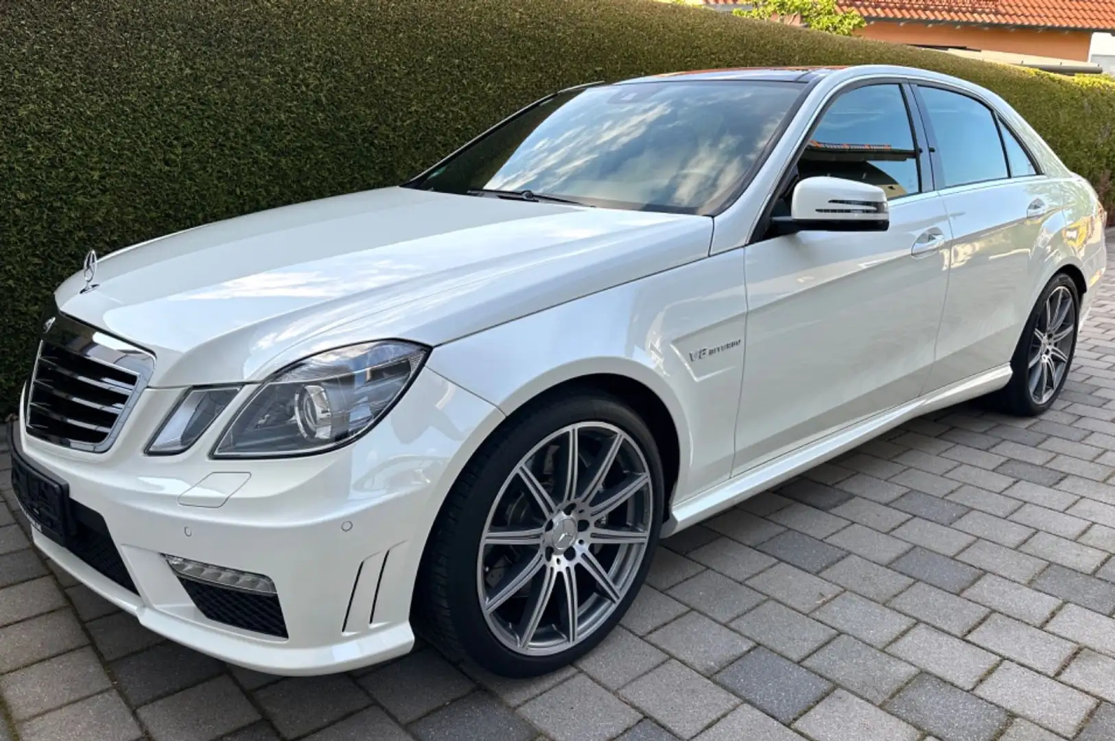Mercedes-Benz E 63 AMG W212 Lim. Drivers Package, Neuwertig! Blanco - 2