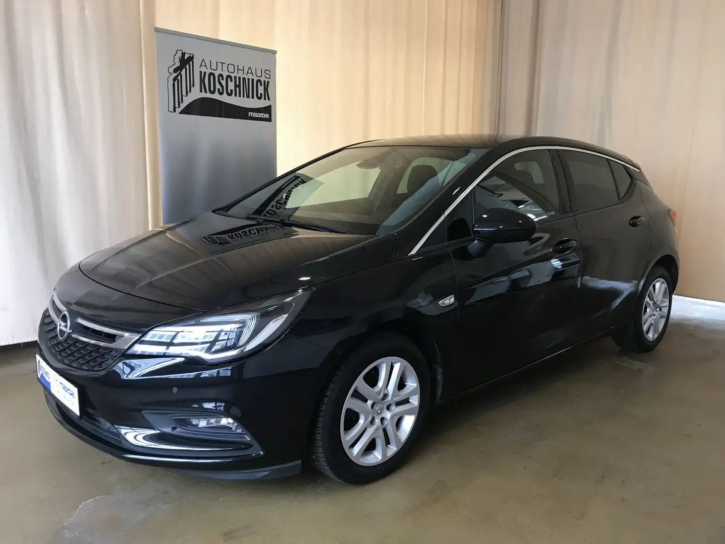 Opel Astra K 1.6 CDTI DYNAMIC ALLWETTERREIFEN Nero - 1