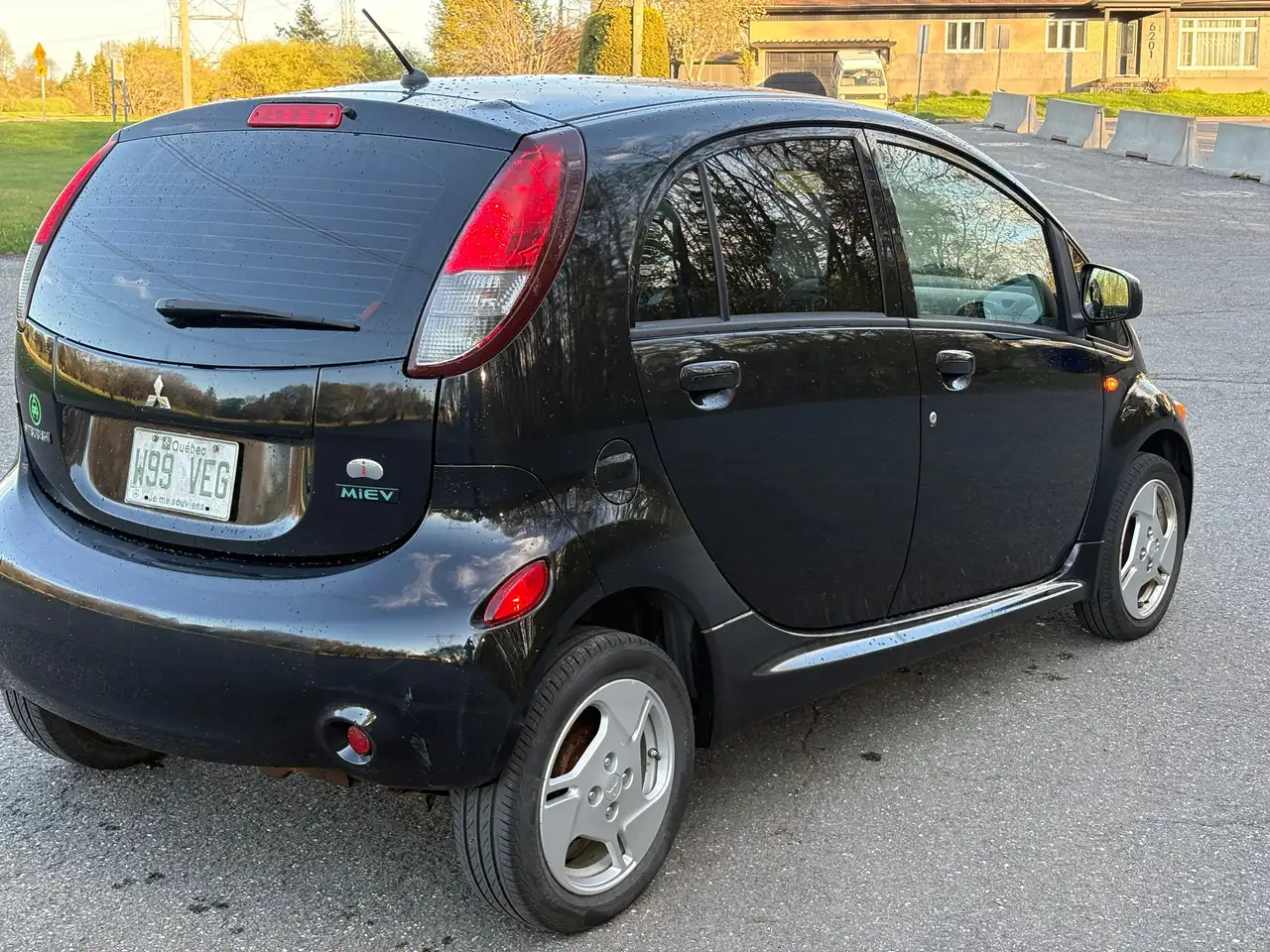 Mitsubishi I-MiEV снимка Mitsubishi I-MiEV