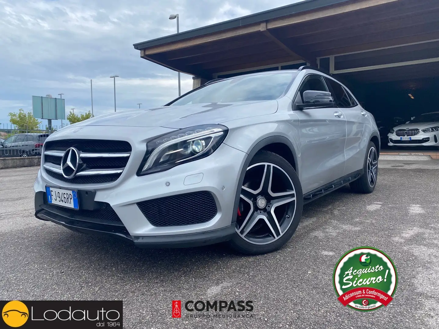 Mercedes-Benz GLA 200 d auto #PREMIUM#AMG PACKET#LED Grigio - 1