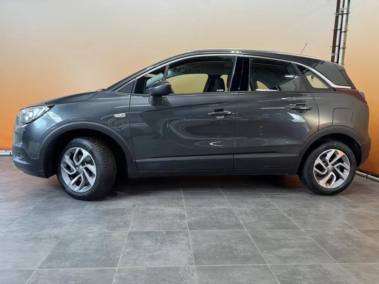 Opel Crossland X 1.2 Turbo Innovation navigatie dealer onderhouden Grijs - 2