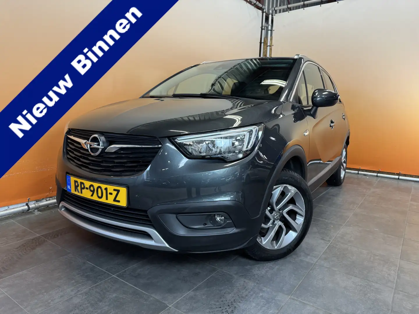 Opel Crossland X 1.2 Turbo Innovation navigatie dealer onderhouden Grijs - 1