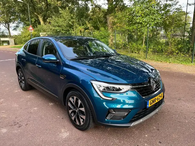 Renault Arkana view 3