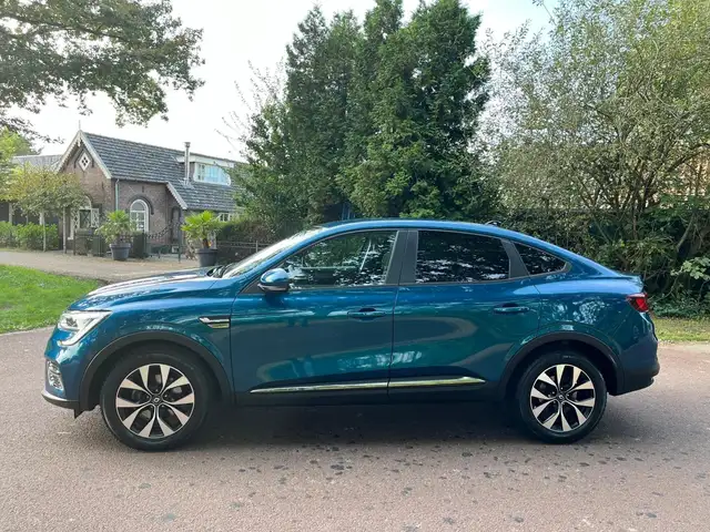 Renault Arkana view 14