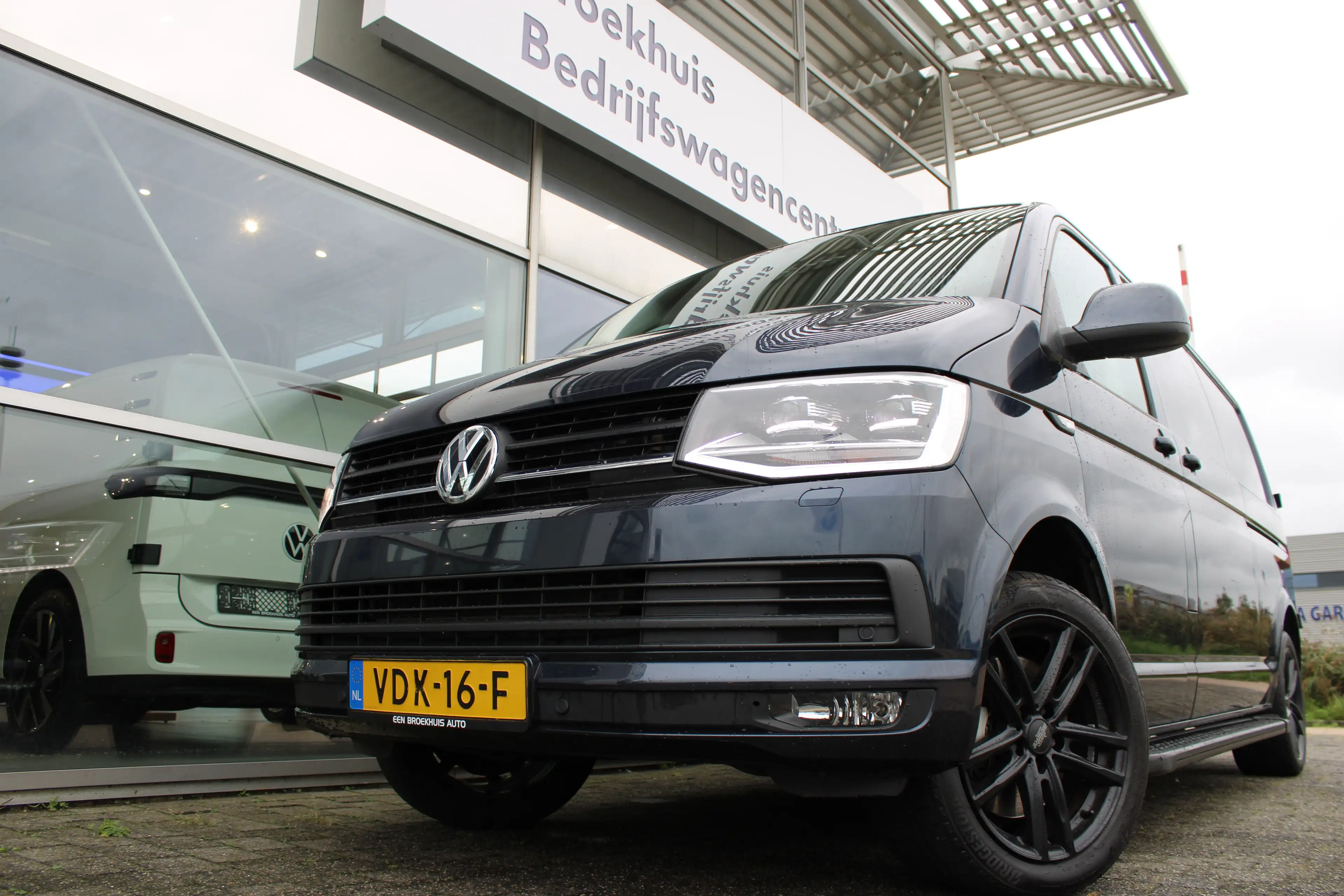 Volkswagen Transporter 2.0 TDI L2H1 4Motion Highline 204pk | Trekhaak | B — photo 8