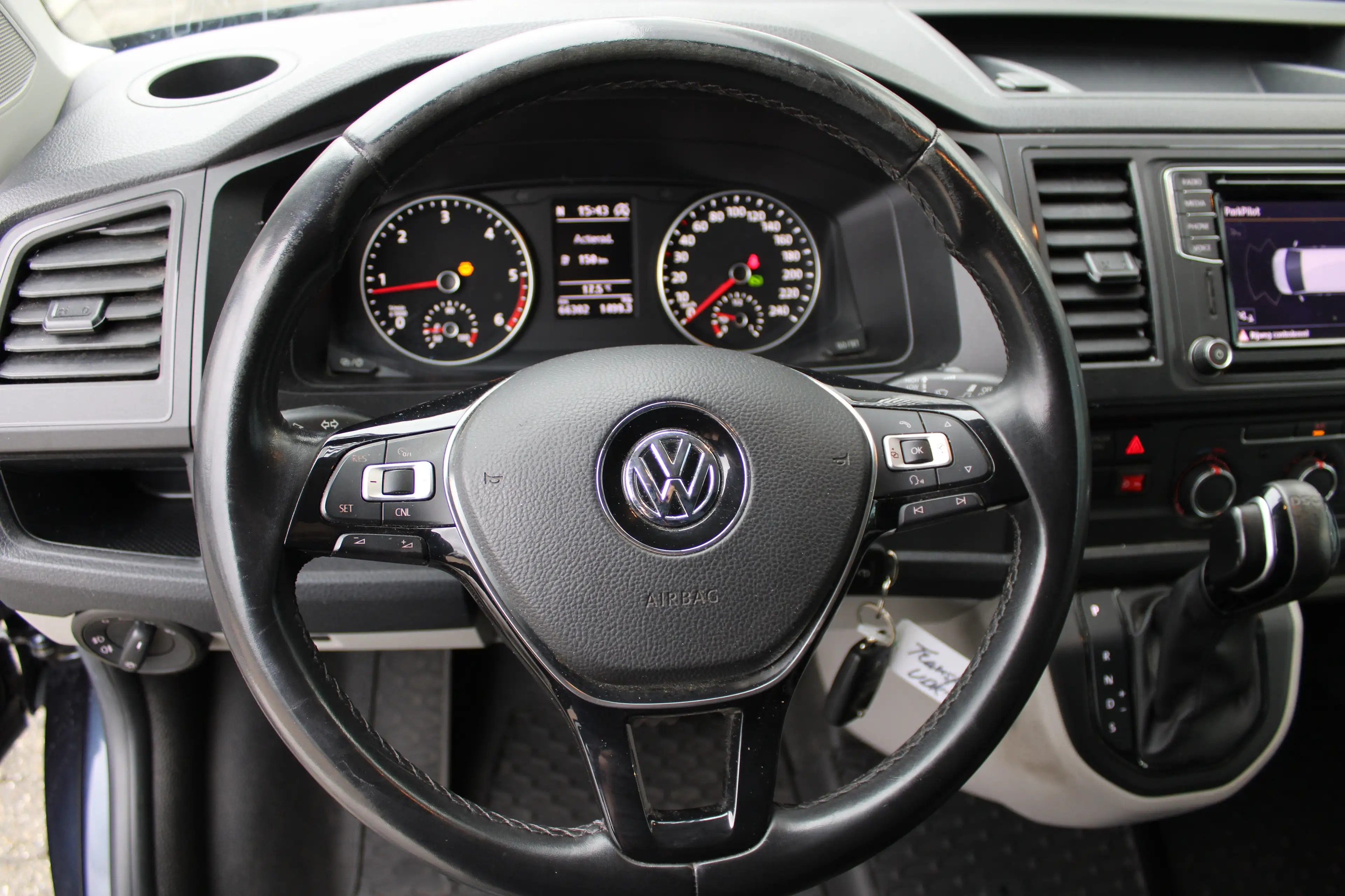 Volkswagen Transporter 2.0 TDI L2H1 4Motion Highline 204pk | Trekhaak | B — photo 17