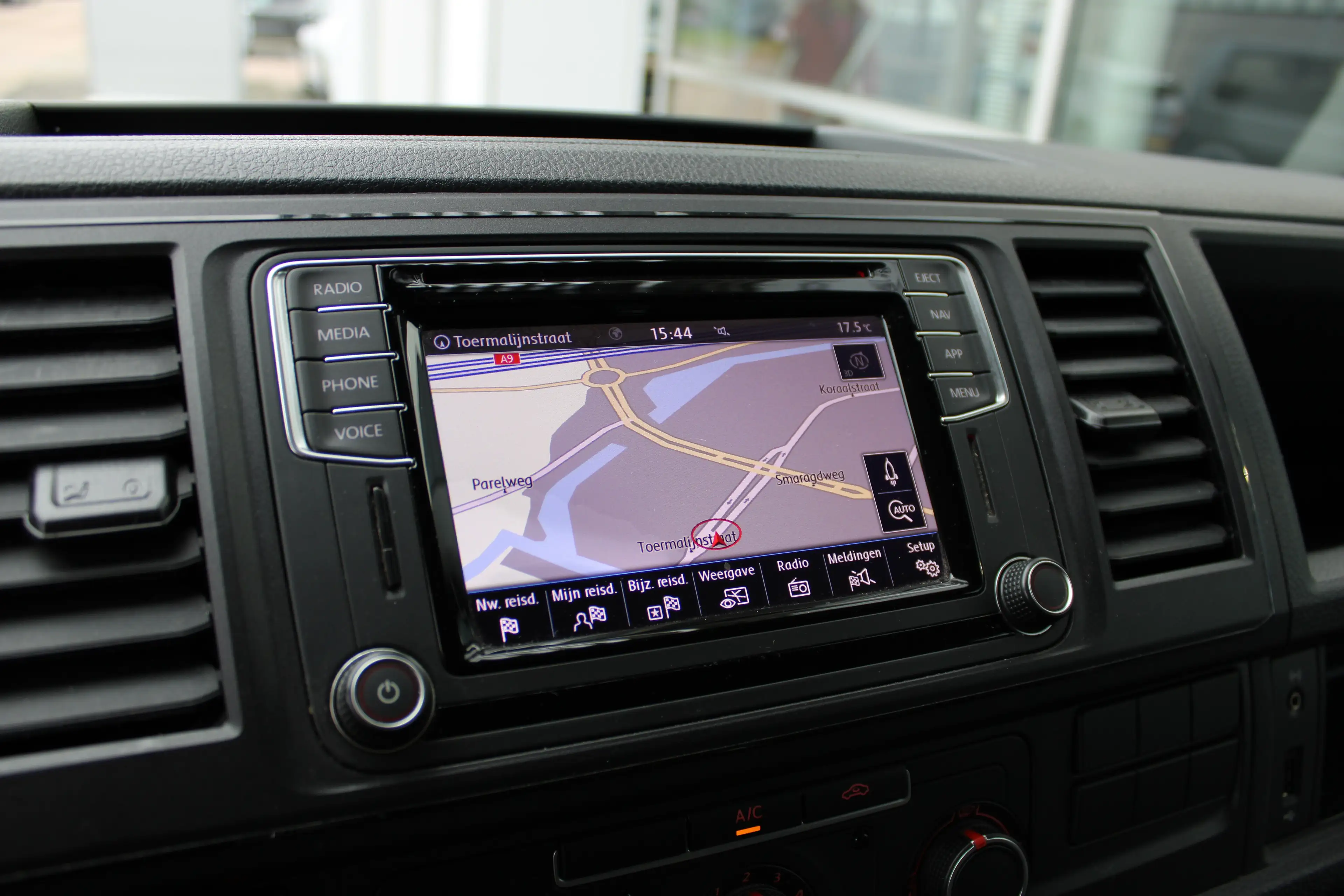 Volkswagen Transporter 2.0 TDI L2H1 4Motion Highline 204pk | Trekhaak | B — photo 20