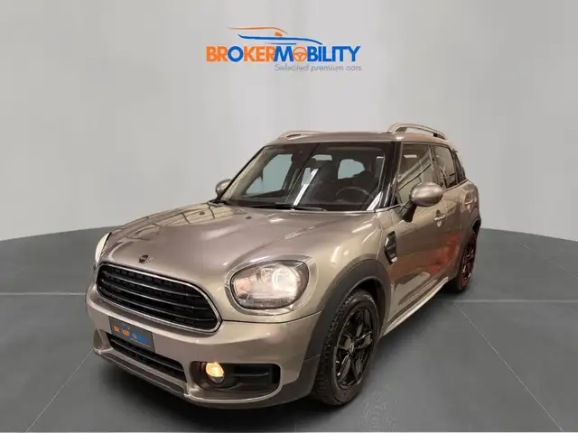 MINI One D Countryman