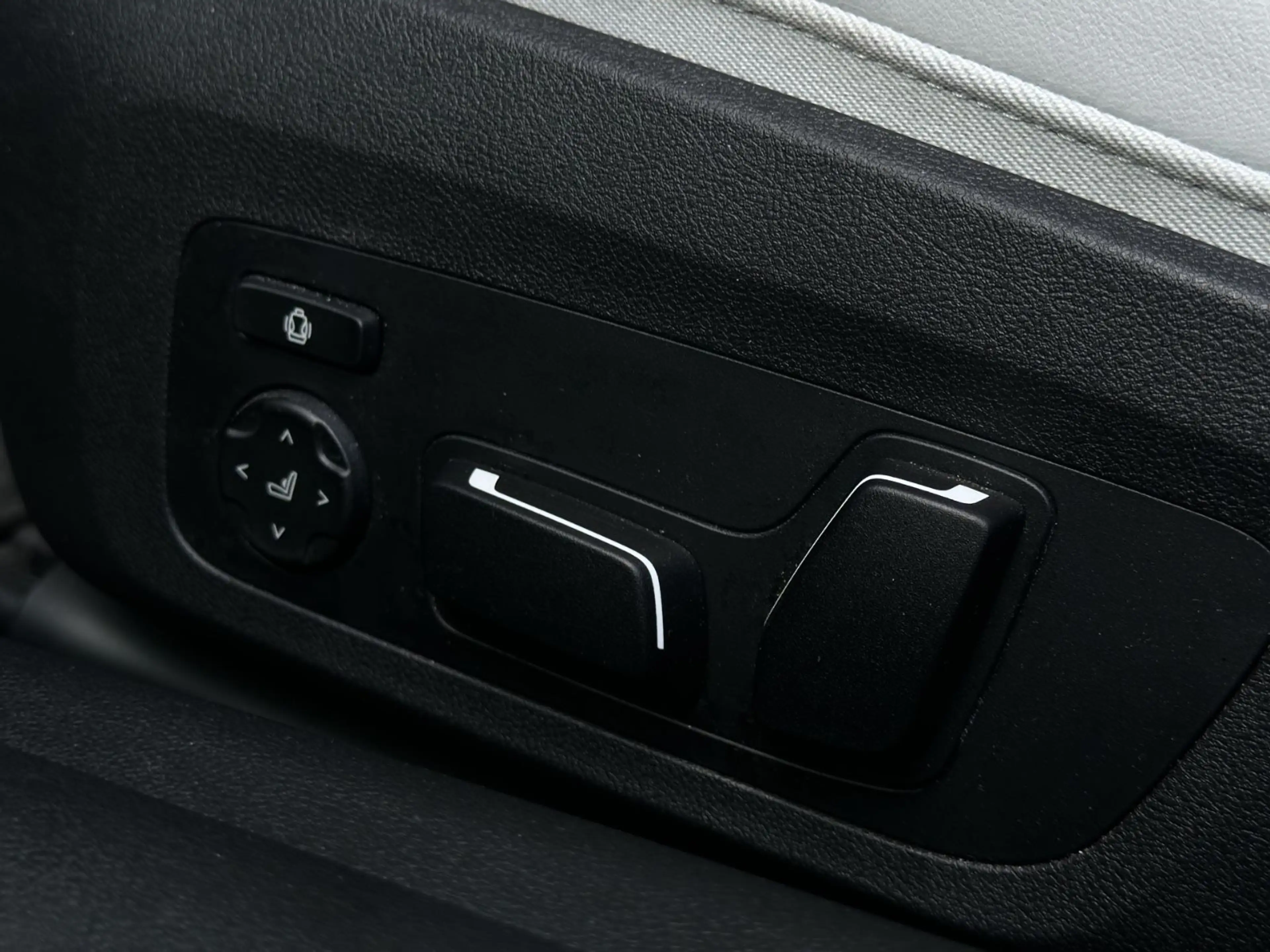 BMW M4 Competition M xDrive°HUD°H&K°ACC°ST-HT°VENT° — photo 13