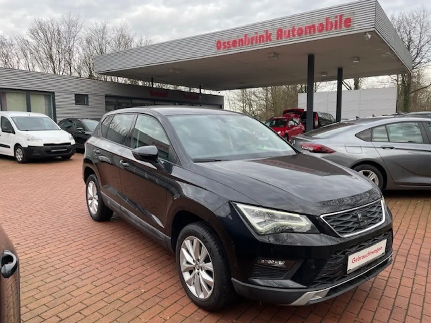 SEAT Ateca Style1,5 TSI*Navi*PDC*Beats*SHZ*DAB* Schwarz - 1