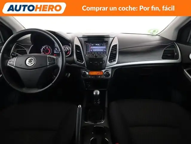KGM Korando view 13