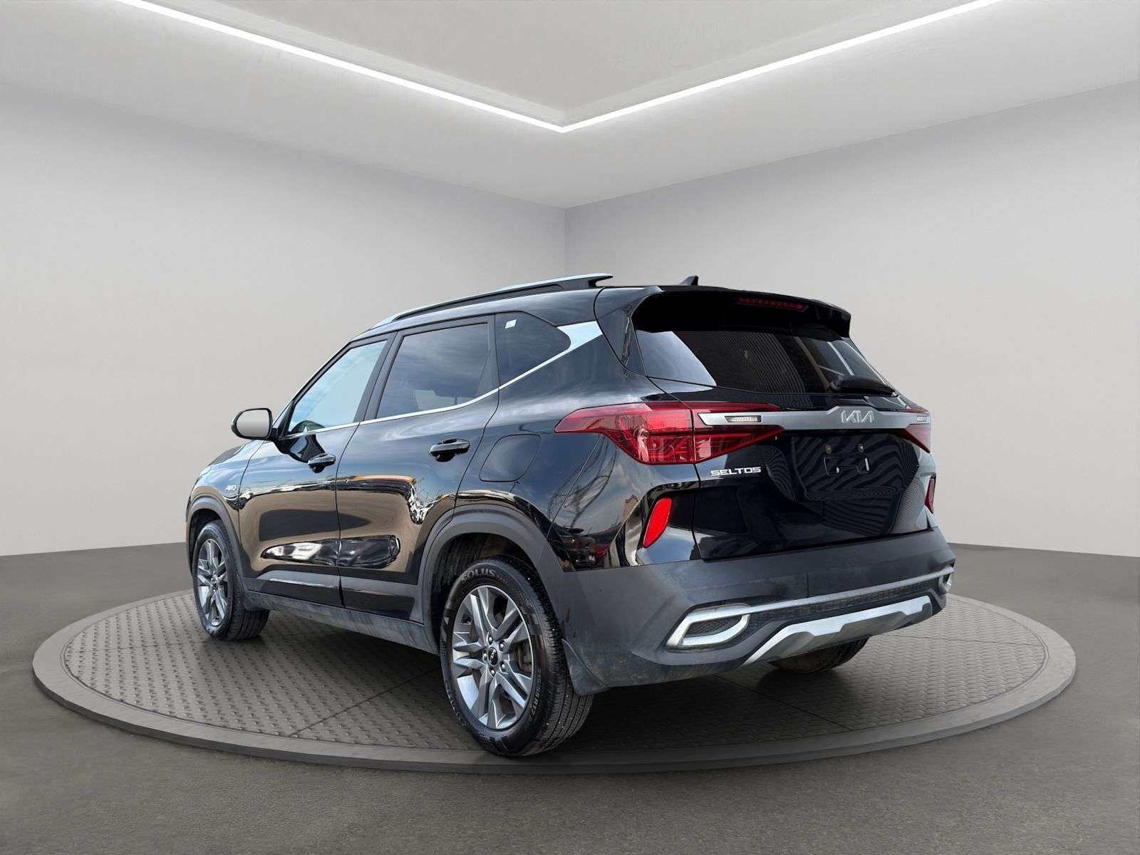 2022 Kia Seltos EX — снимка 1