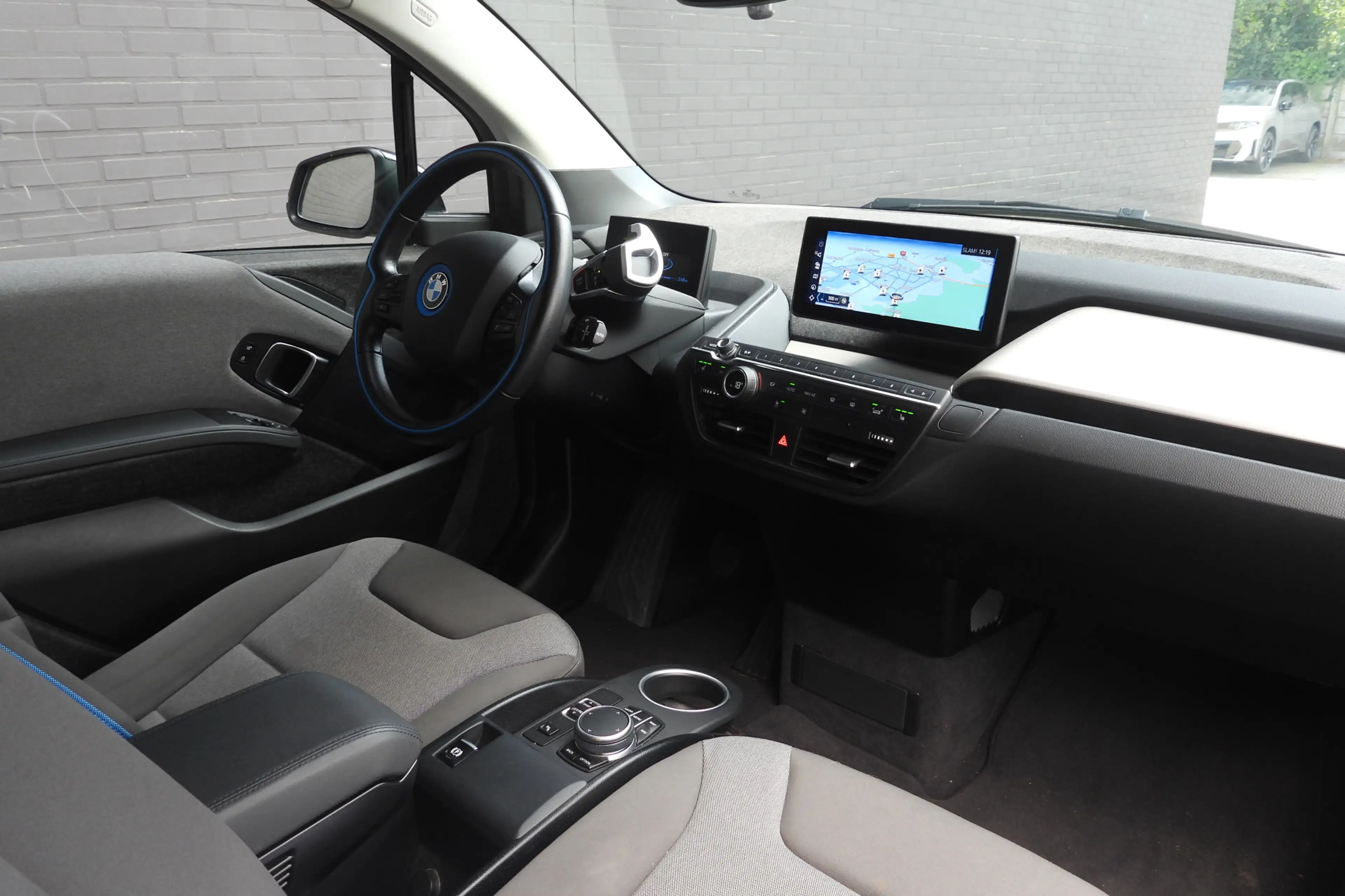 BMW i3 S Executive / Achteruitrijcamera / Stoelverwarming — photo 3