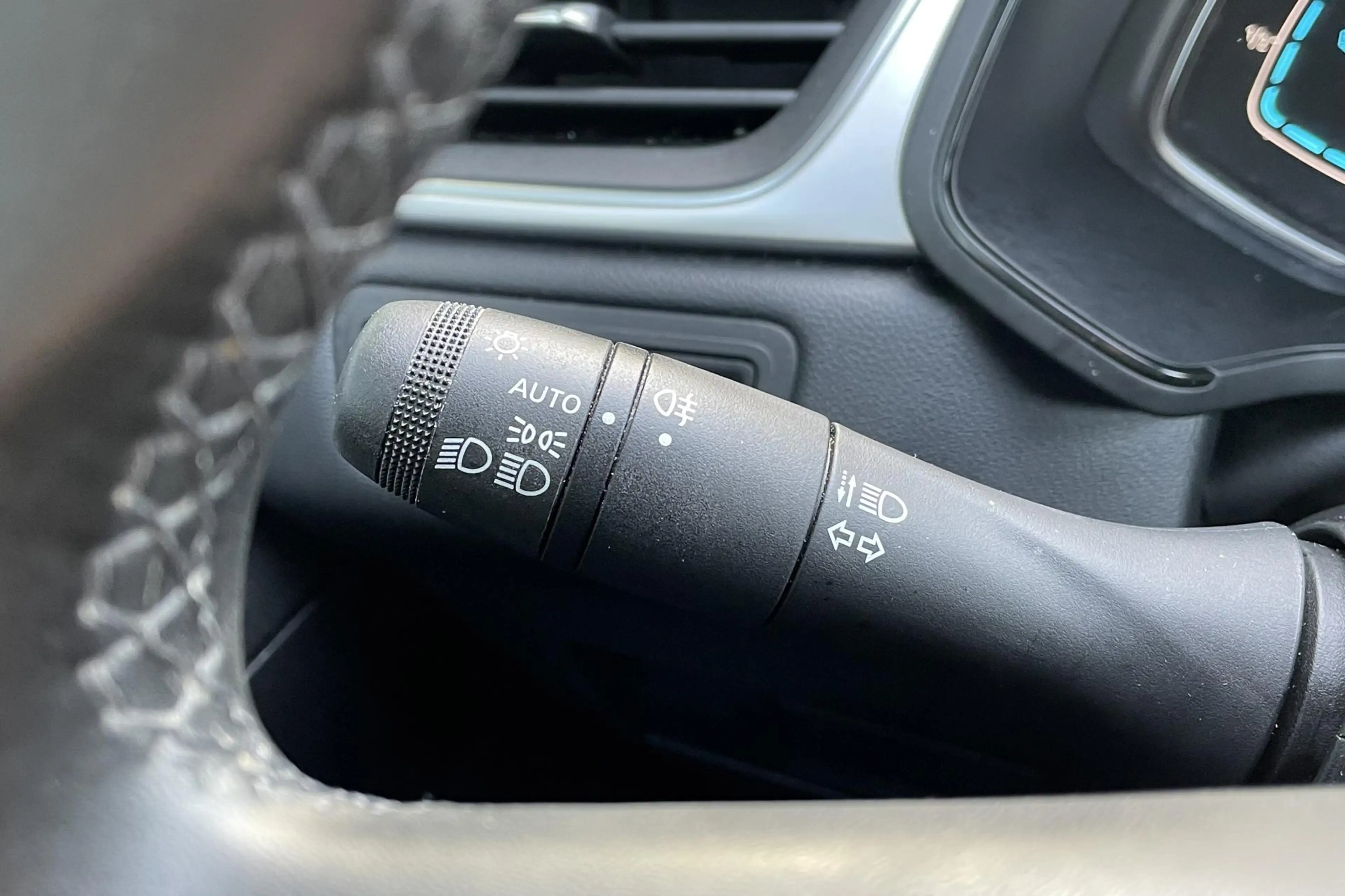 Renault Captur 1.6 E-Tech full hybrid 145 techno | 1e eig. | Nav — photo 15