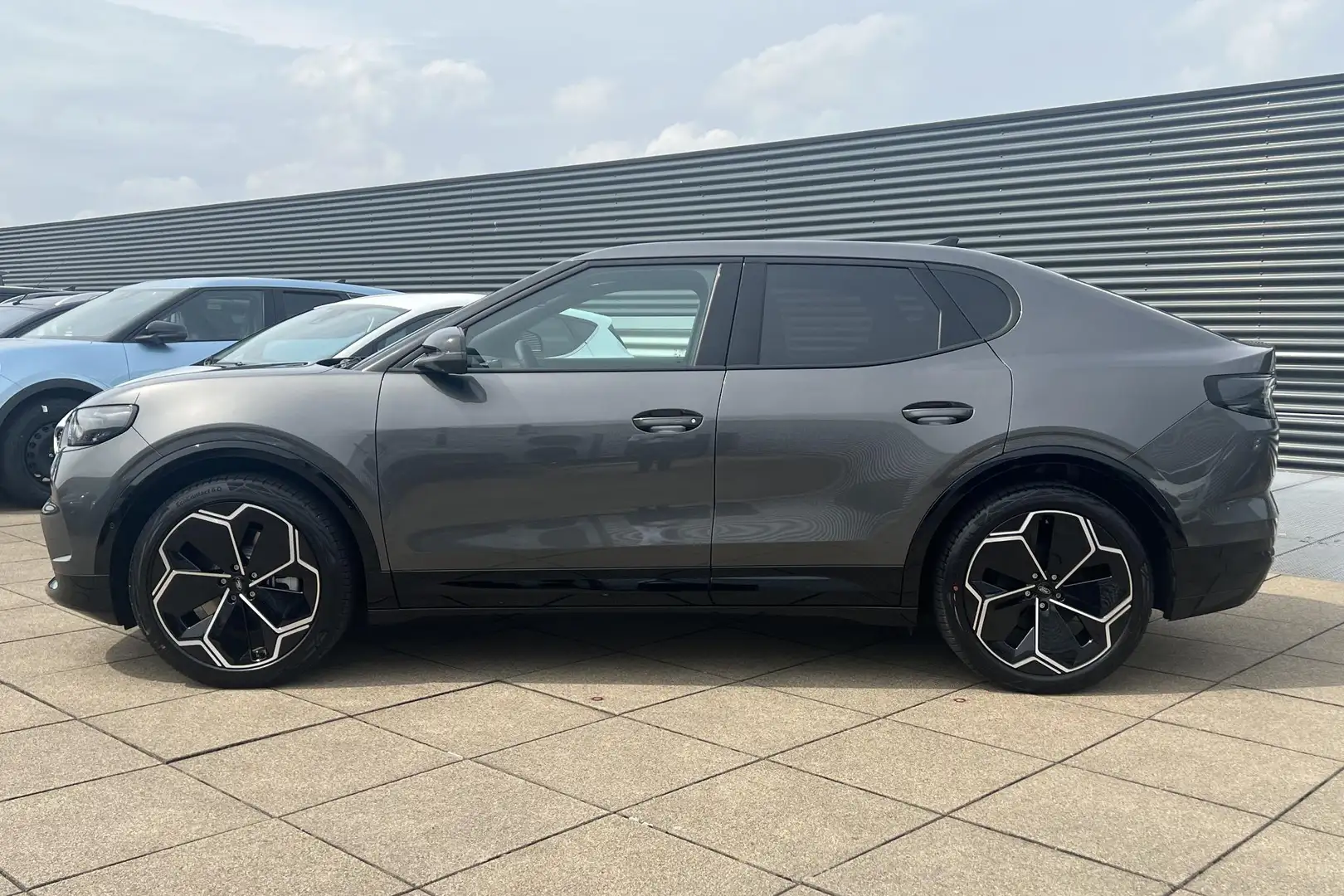 Ford Capri Premium Extended Range RWD 77 kWh Gri - 2