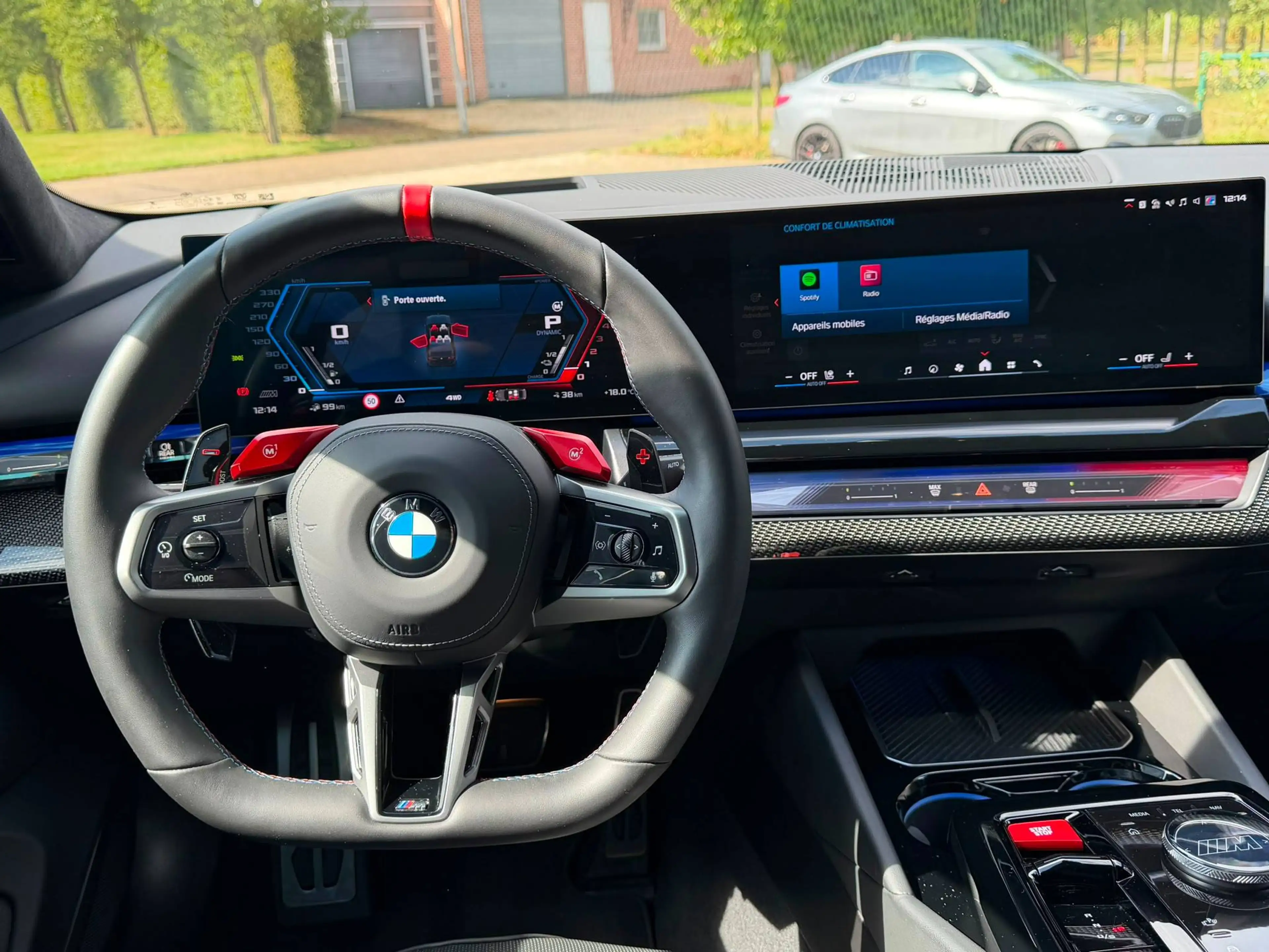 BMW M5 M5 PHEV 4.4 AS (535 kW) — photo 14