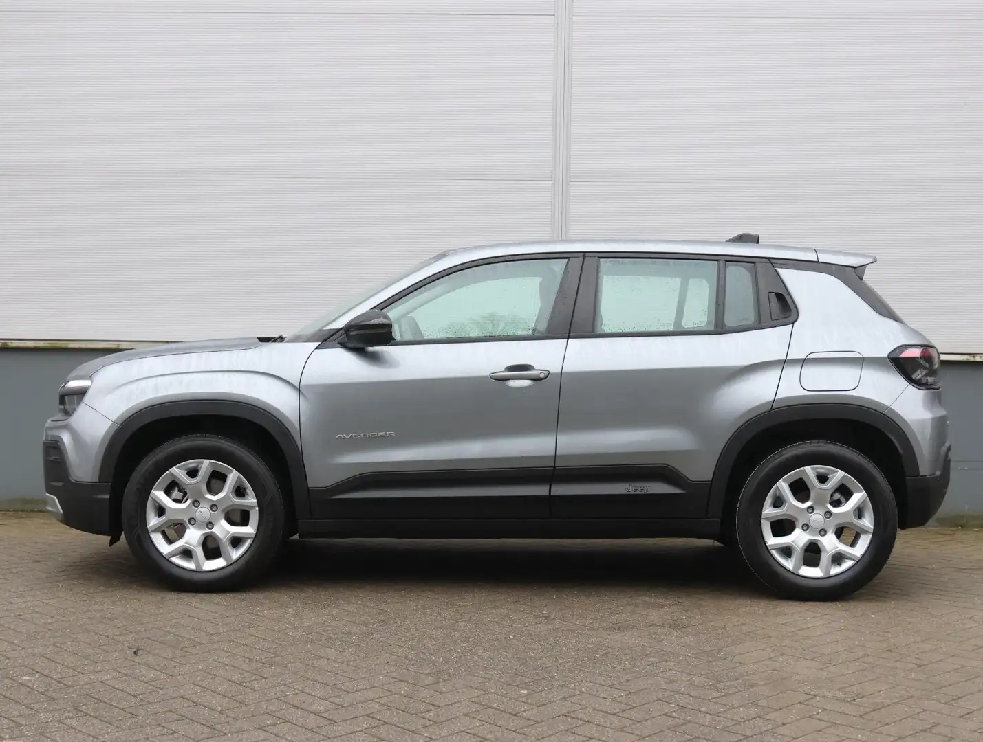 Jeep Avenger 100pk e-Hybrid Altitude | Nieuw | Adaptive CruiseC Gris - 2