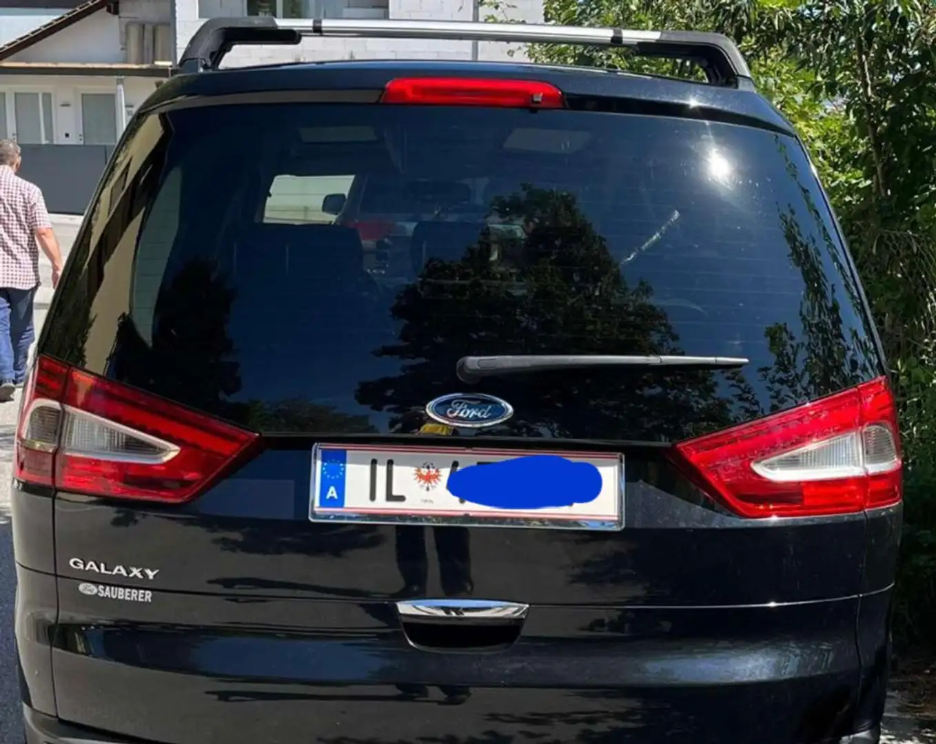 Ford Galaxy Galaxy Titanium 2,2 TDCi DPF Aut. Titanium Schwarz - 2