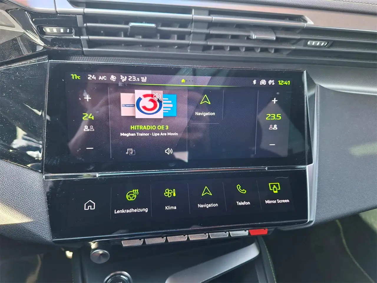 Peugeot 308 BlueHDI 130 S&S EAT8 GT Pack 10
