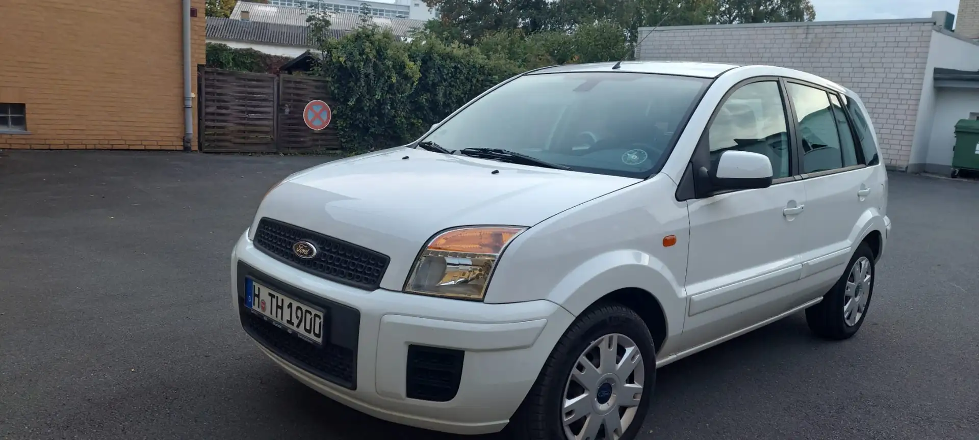 Ford Fusion Fusion 1.4 Ambiente White - 1