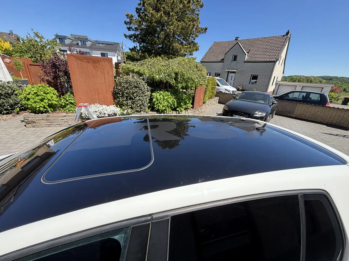 Volkswagen Golf R32 4Motion - 1
