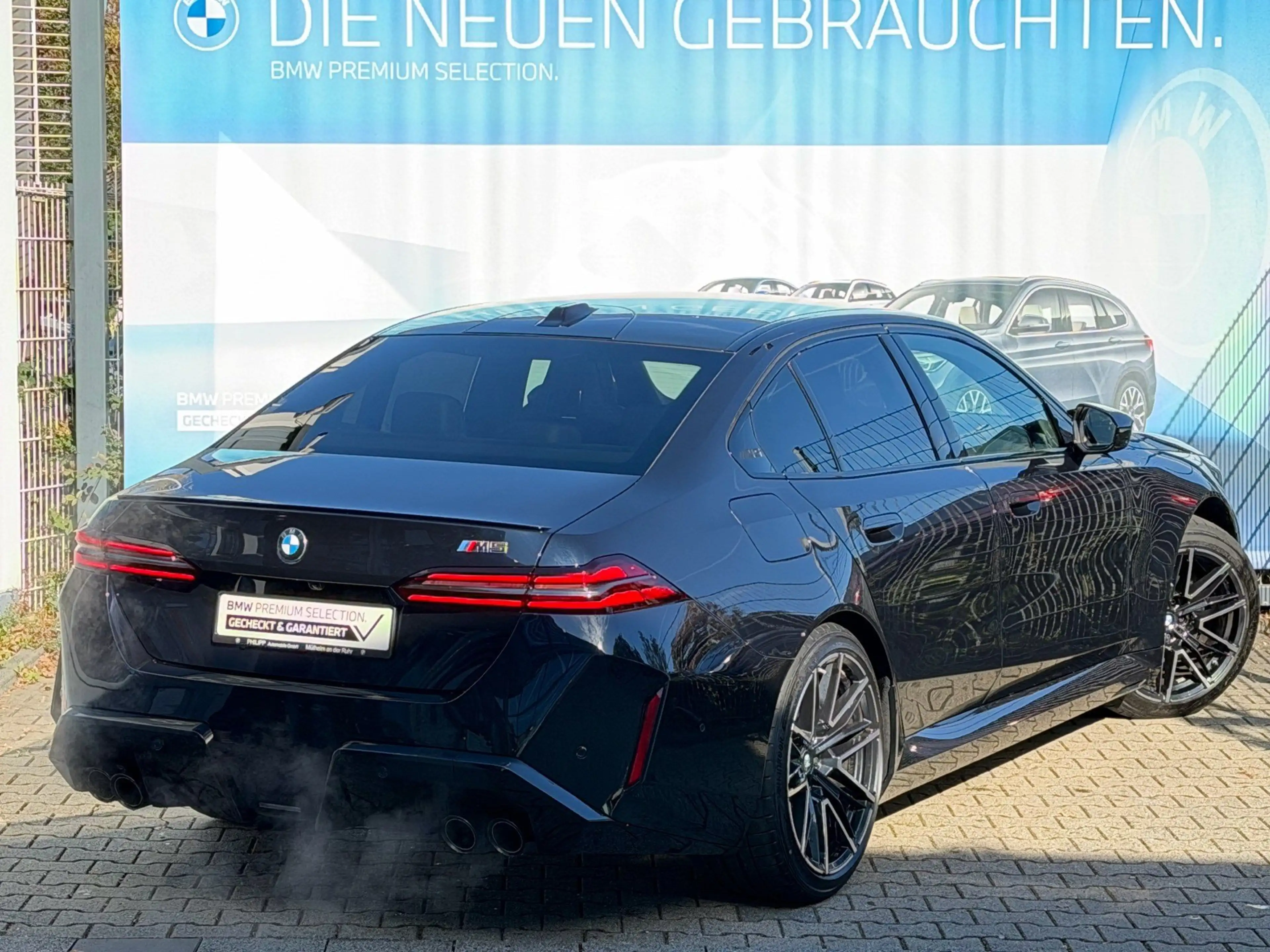 BMW M5 Limousine PANO B&W Ad.LED DA-Prof PA+ — photo 4