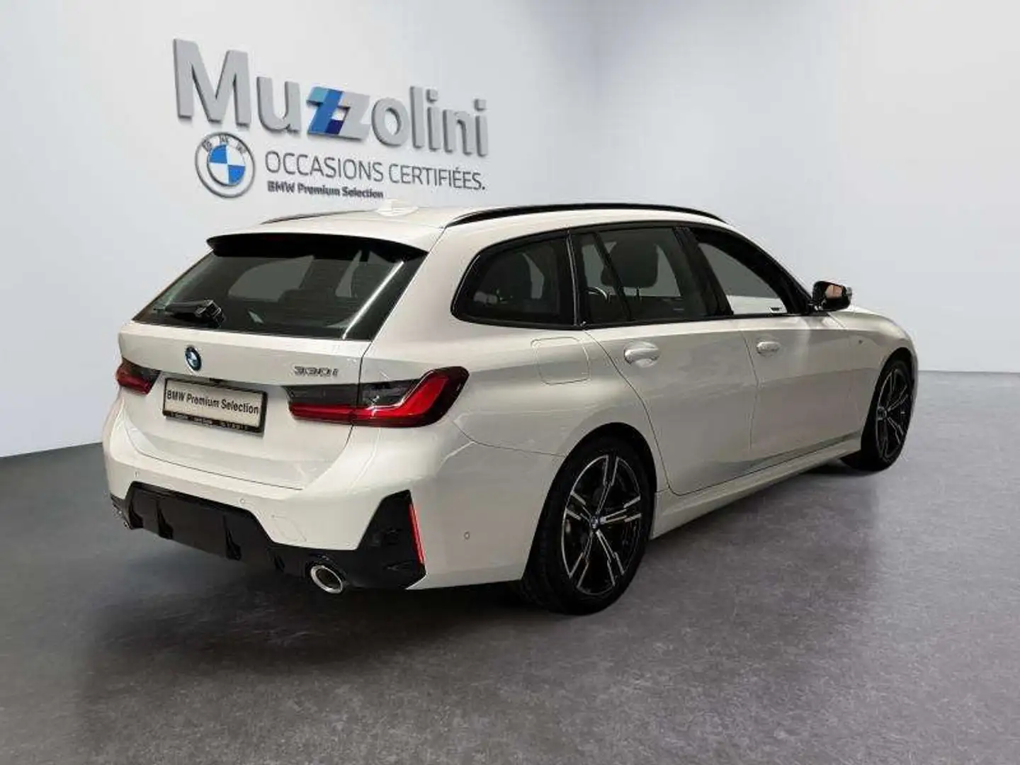 BMW 330 Touring Blanc - 2
