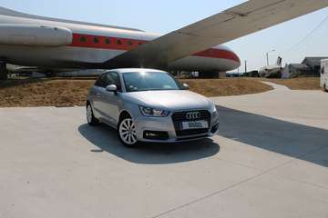 AMBITION ULTRA 82 CV TFSI ÉCRAN COULEUR CLIM AUTO USB JA 16 BLUETOOTH RÉGULATEUR