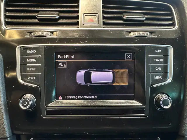 Volkswagen Golf view 15