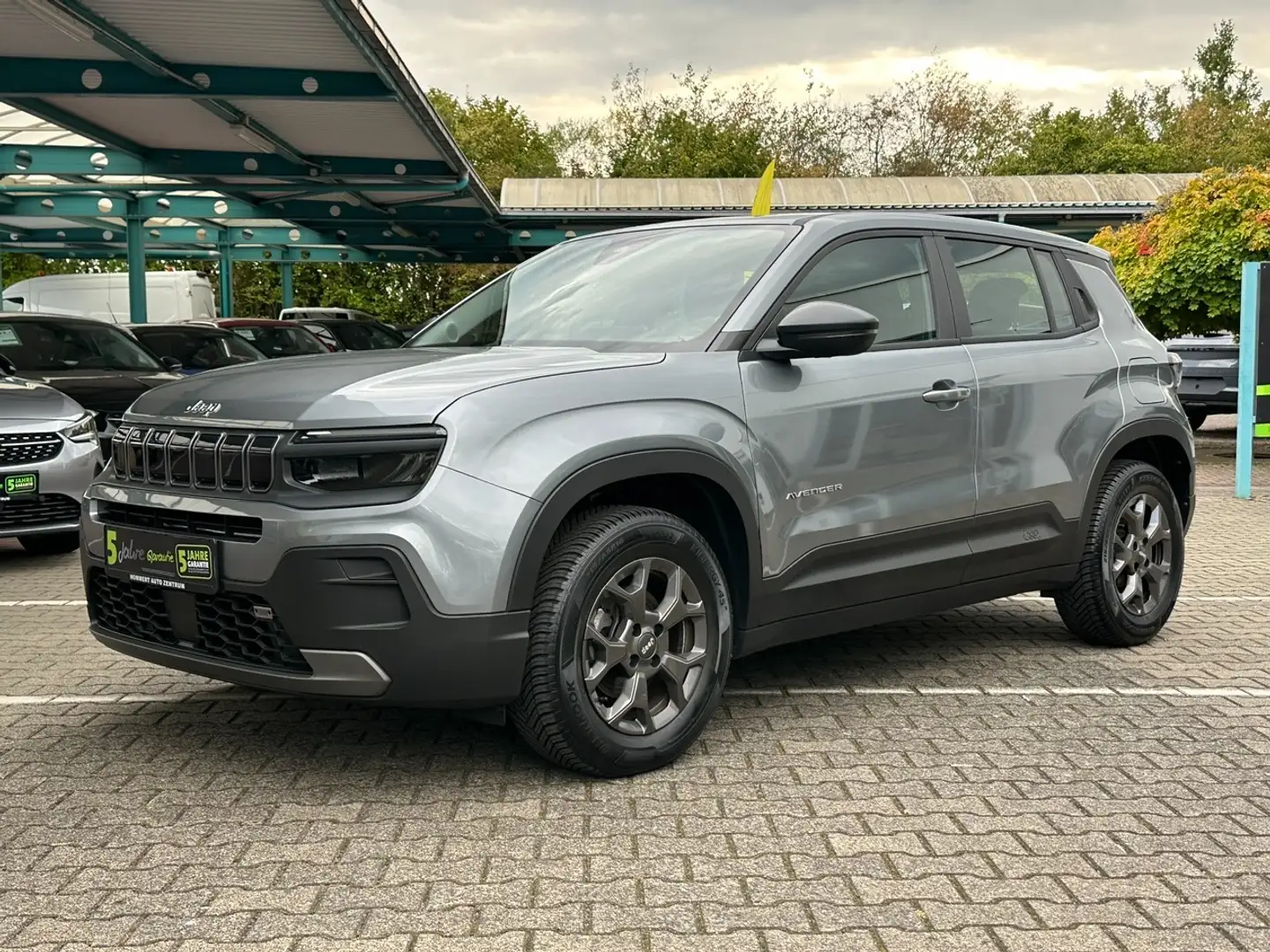 Jeep Avenger 1.2 T-GDI Longitude *Tempomat*LED*Spurh.* Gris - 2