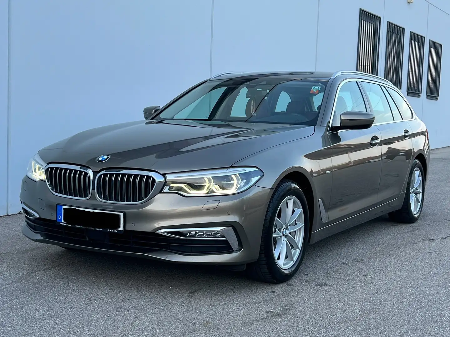 BMW 540 540d xDrive*LuxuryLine*Top-Zustand*Top-Ausstattung Bronz - 1