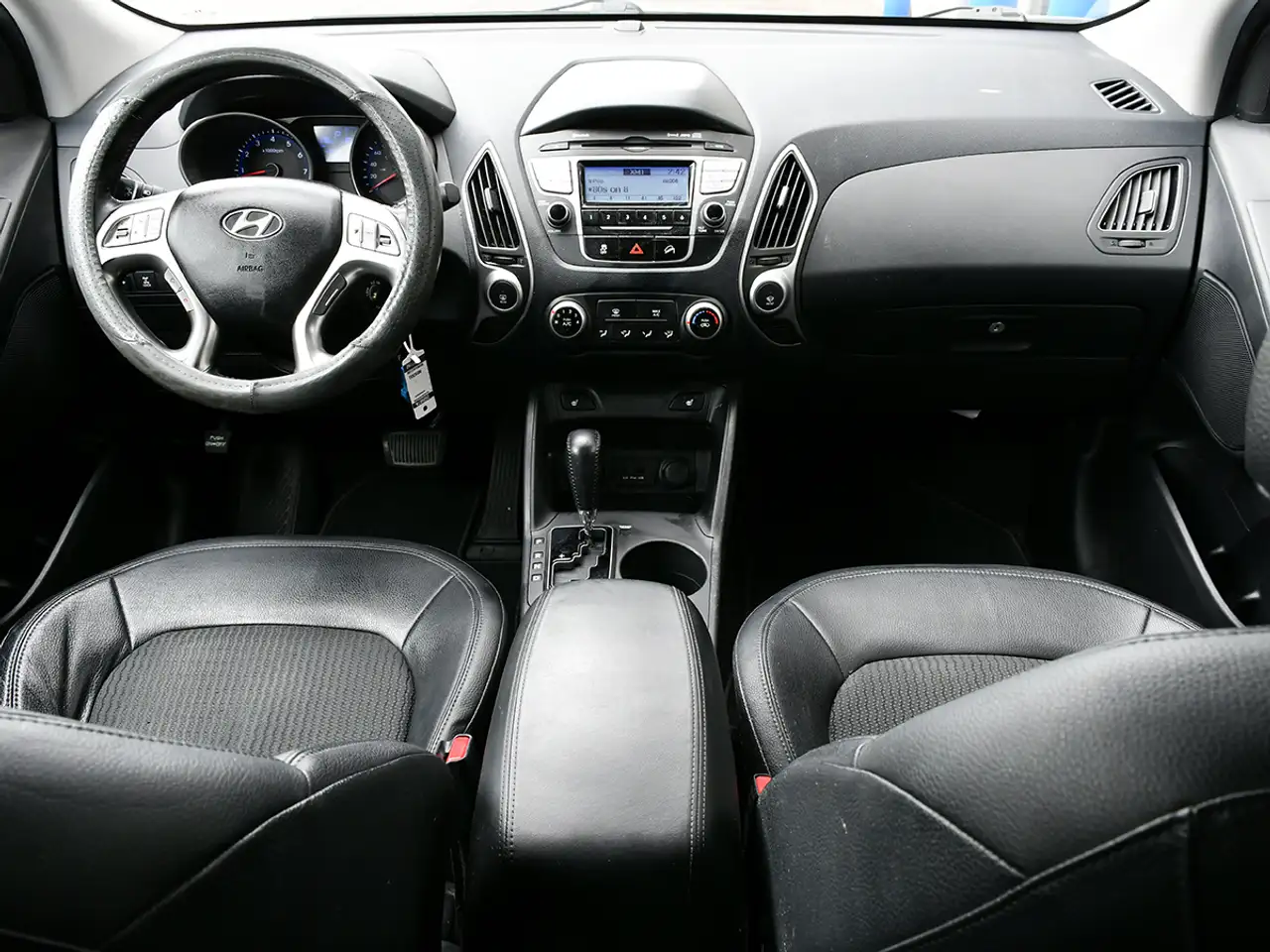 Hyundai TUCSON снимка Hyundai TUCSON