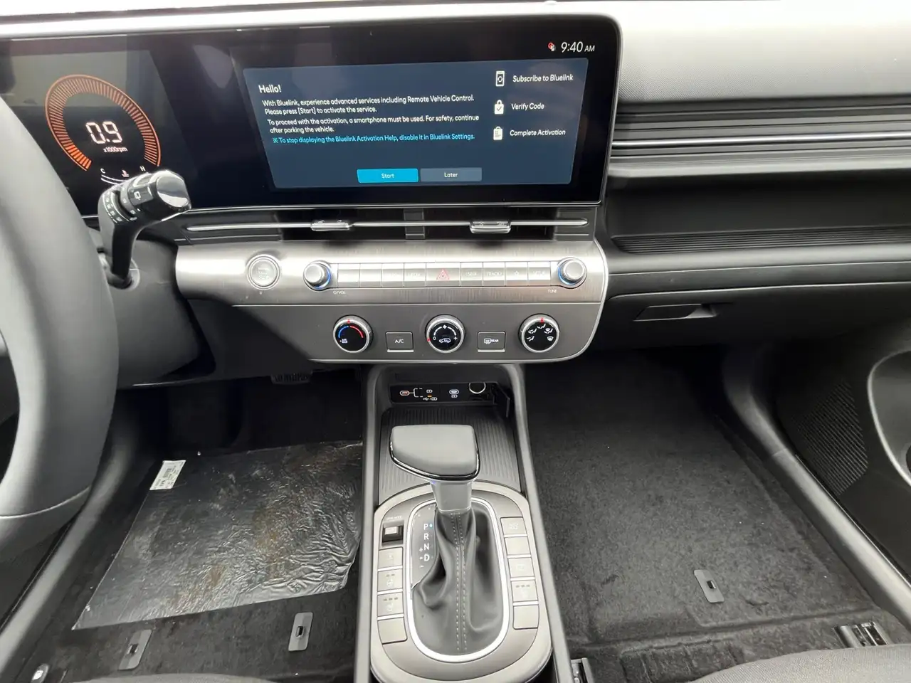 Hyundai KONA снимка Hyundai KONA