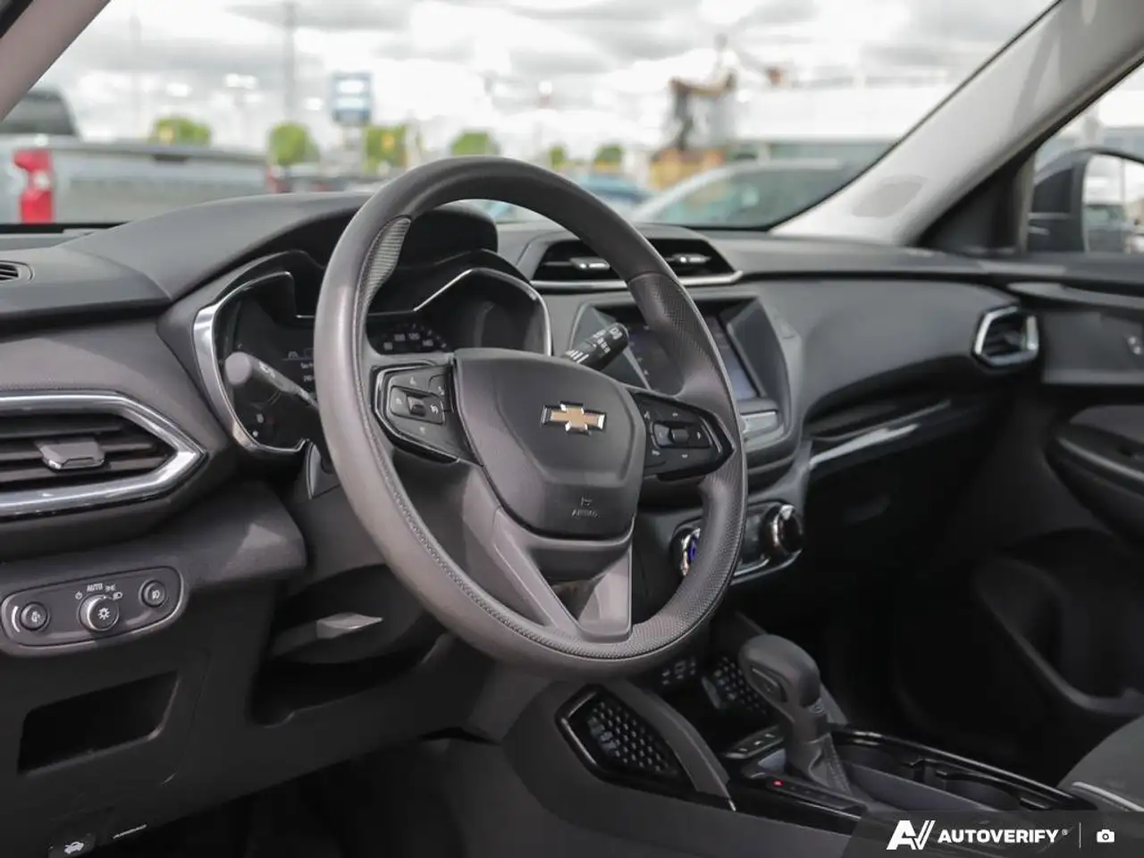 Chevrolet Trailblazer photo Chevrolet Trailblazer