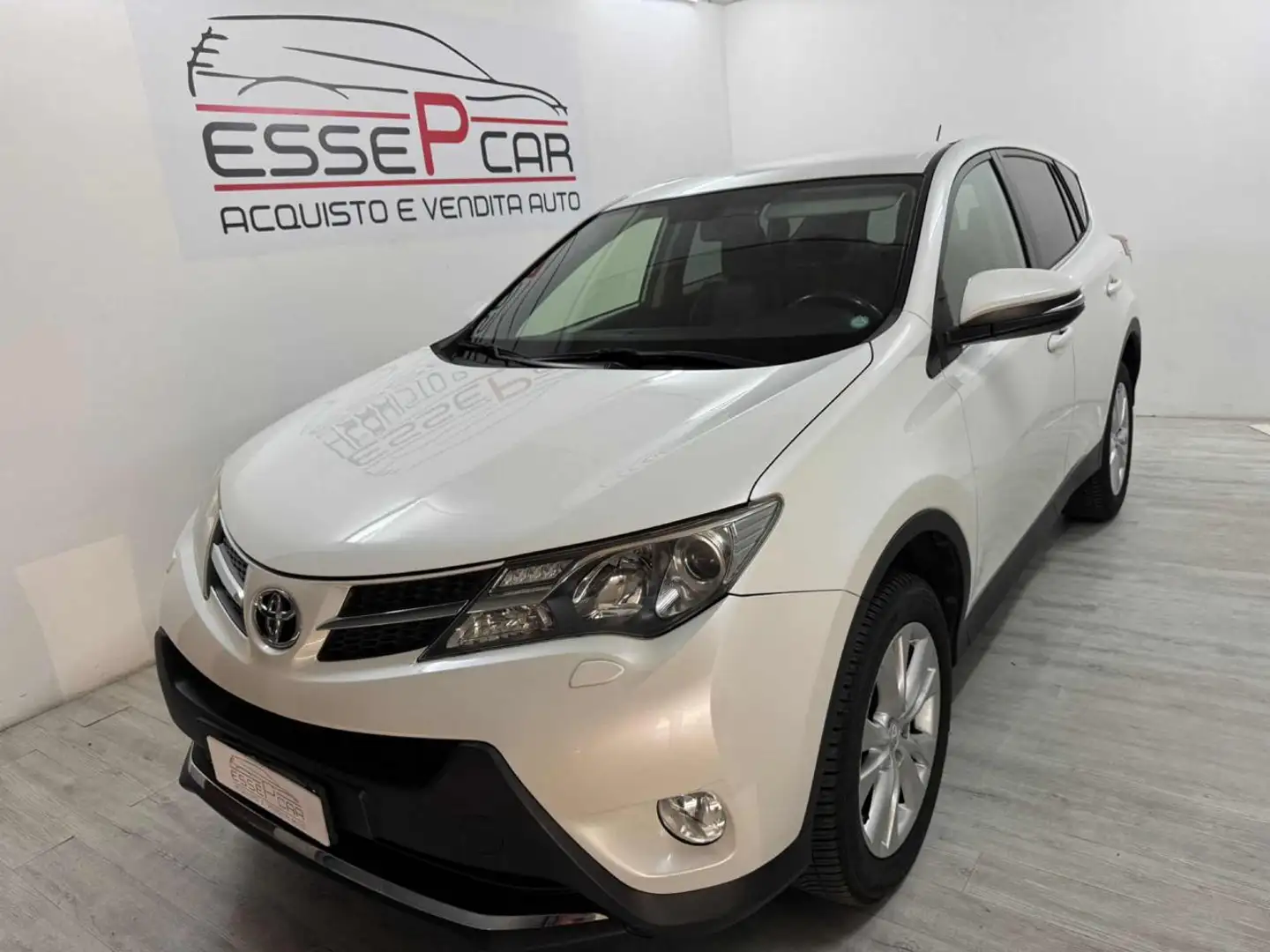 Toyota RAV 4 MY23 RAV4 2.2 D-CAT A/T 4WD Lounge Bianco - 1