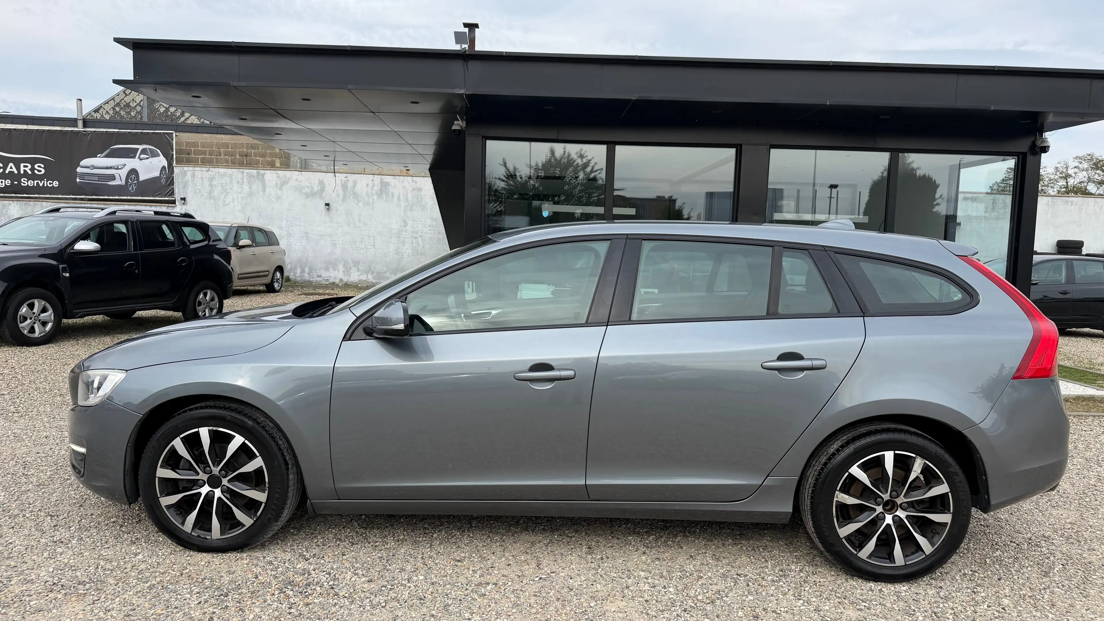 Volvo V60 V60 2.0 D2 Dynamic Edition — photo 8