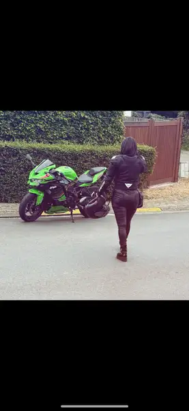 Kawasaki Ninja ZX-4RR - foto 2