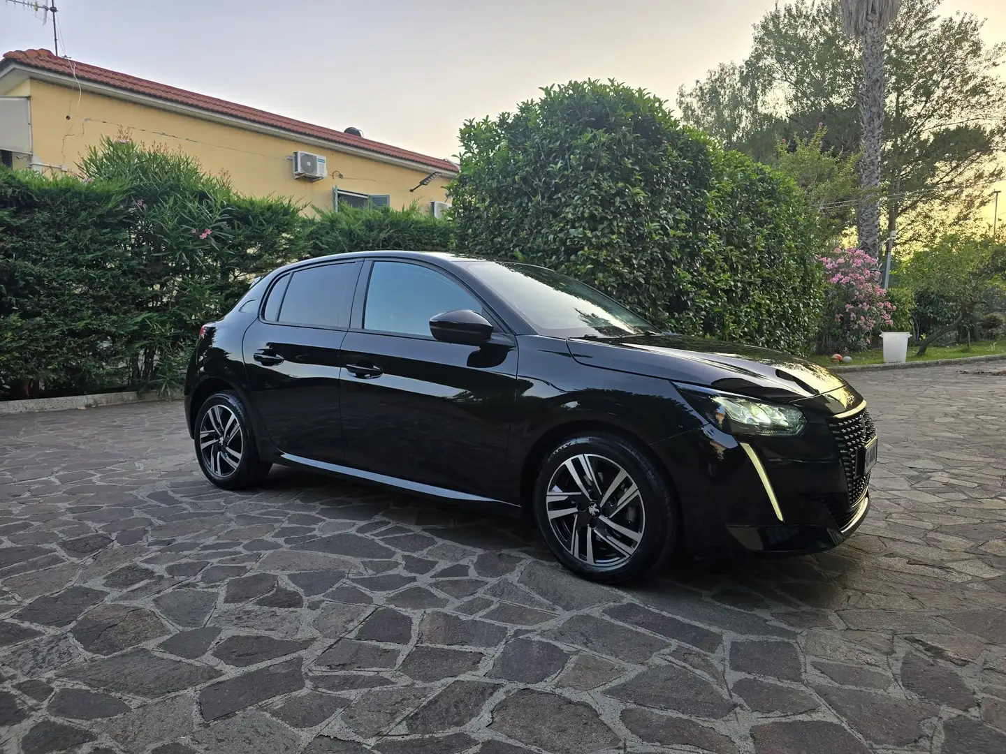 Peugeot 208 208 II 2019 1.5 bluehdi Allure Pack s Noir - 2