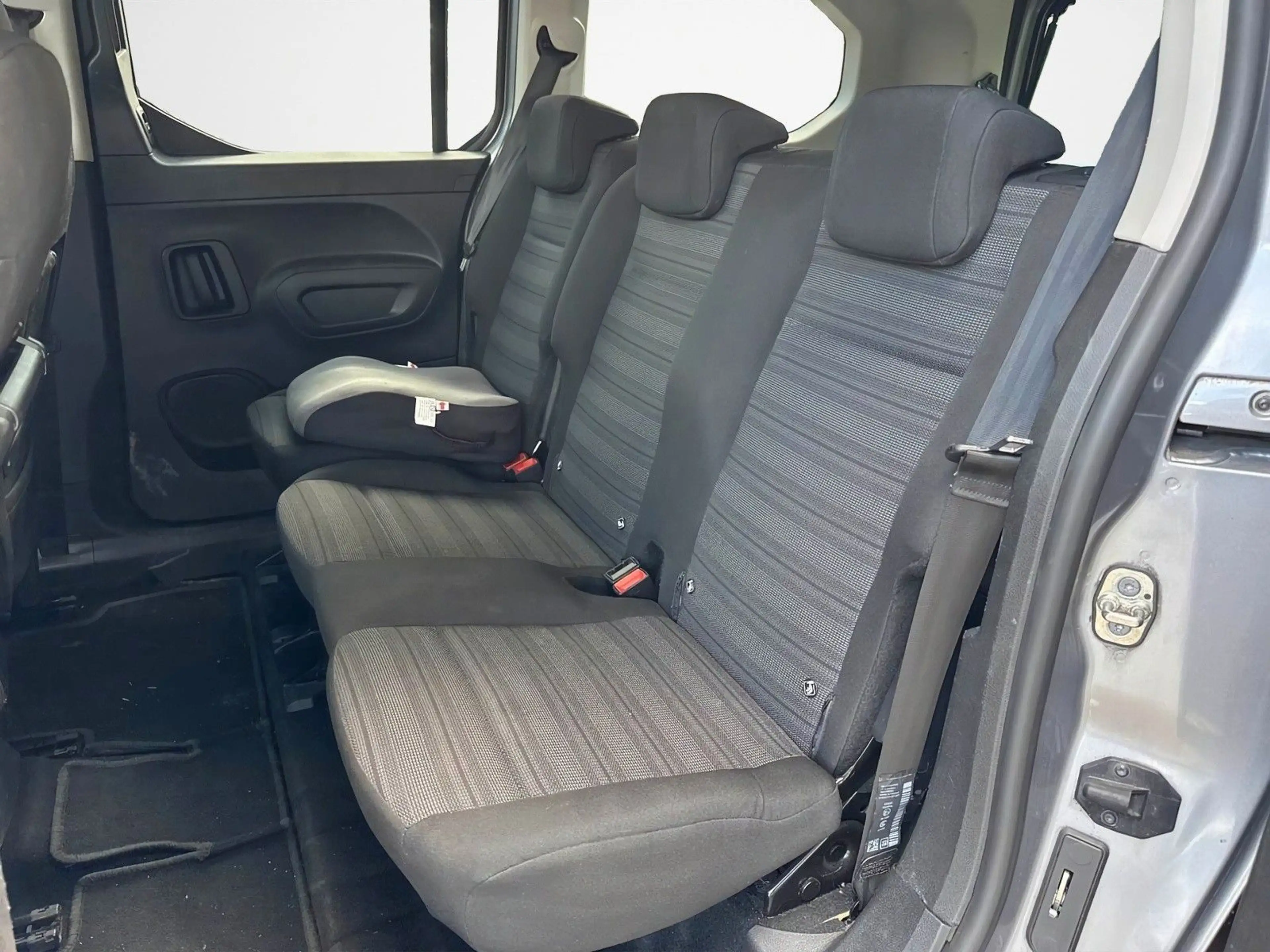 Opel Combo Life E Elegance NAVI*CAM*PDC*SHZ*7-SITZER* — photo 12