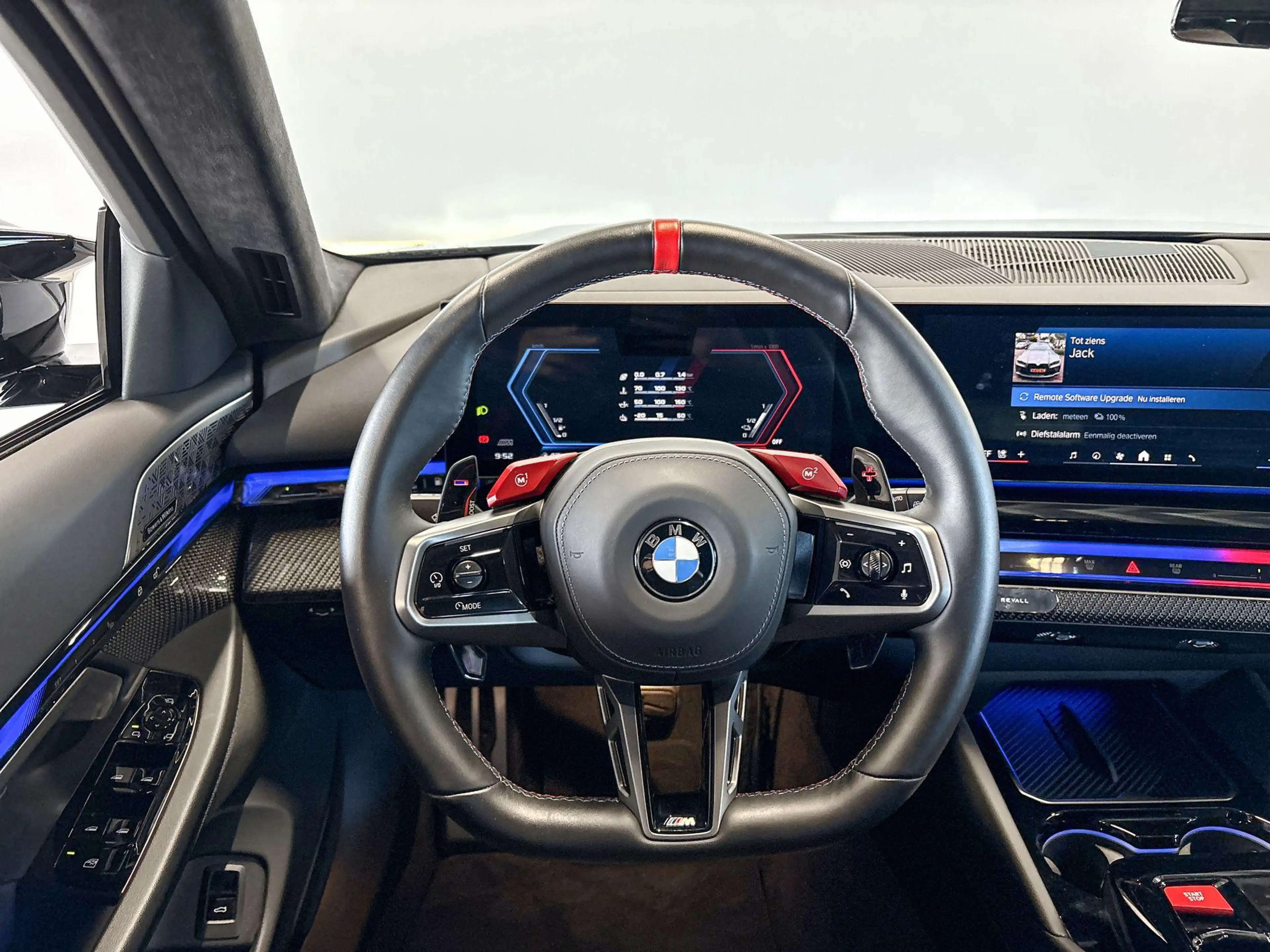 BMW M5 Touring M Drive Professional - Verwacht: Augustus — photo 11
