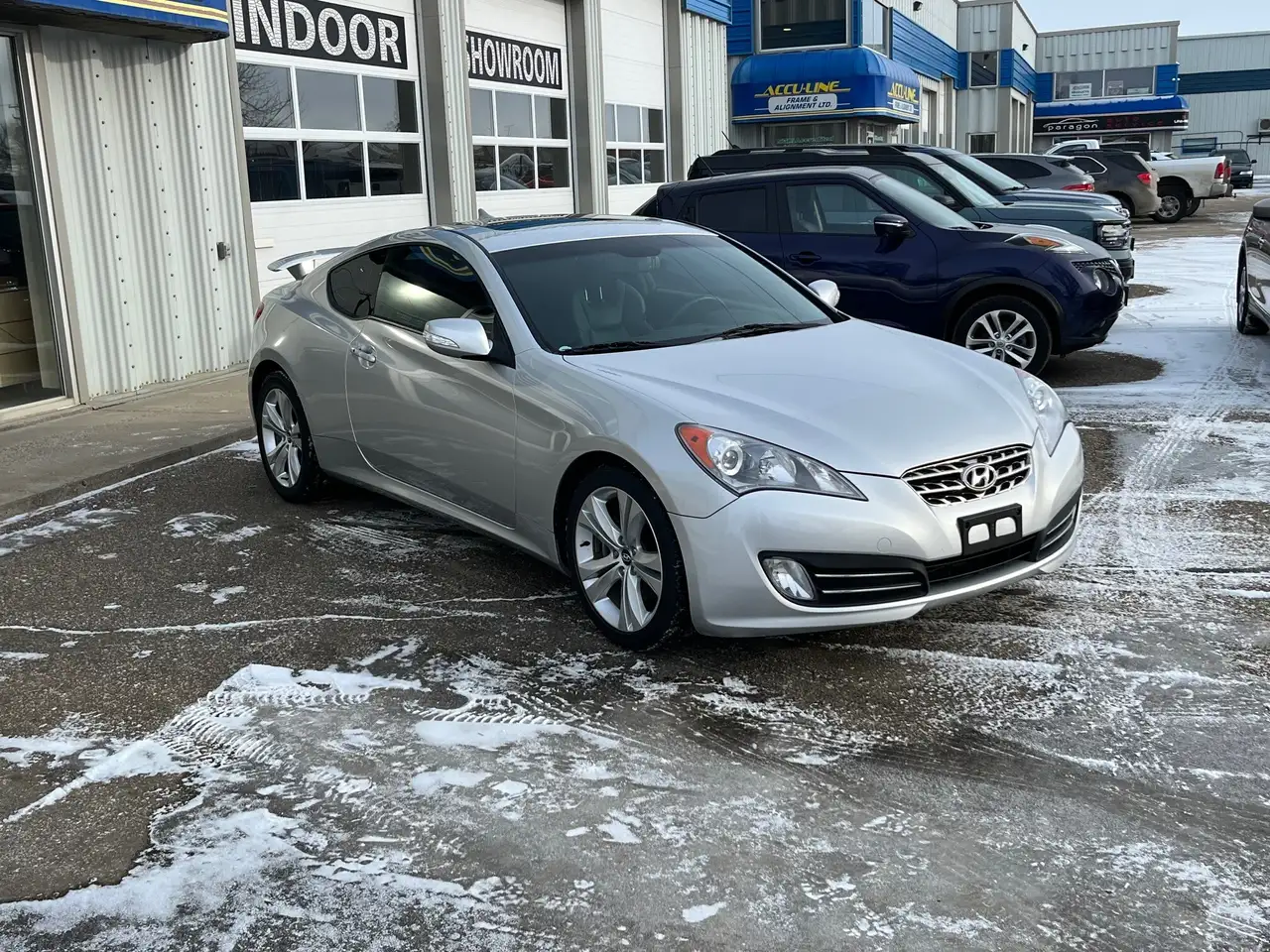 Hyundai Genesis Coupe снимка Hyundai Genesis Coupe