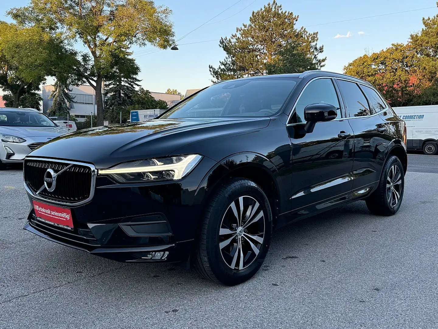 Volvo XC60 B4 Momentum Pro Geartronic / DRIVING ASISST / R... Schwarz - 1