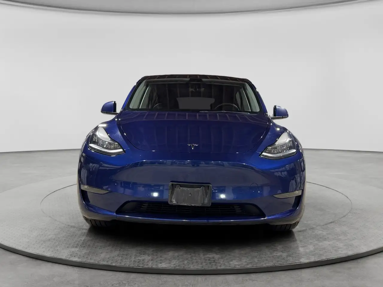 Tesla Model Y снимка Tesla Model Y