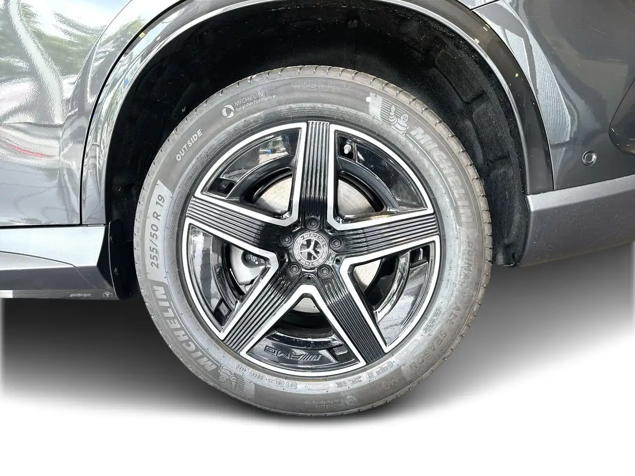 Mercedes-Benz GLC снимка Mercedes-Benz GLC